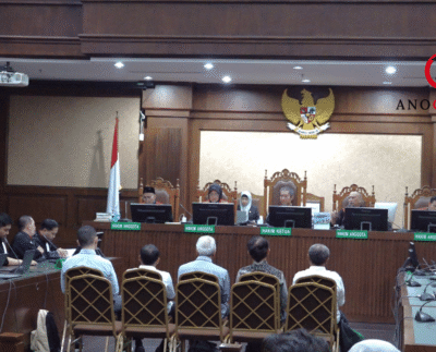 Jaksa Tuntut 12 Tahun Penjara untuk Eks Petinggi Pertamina