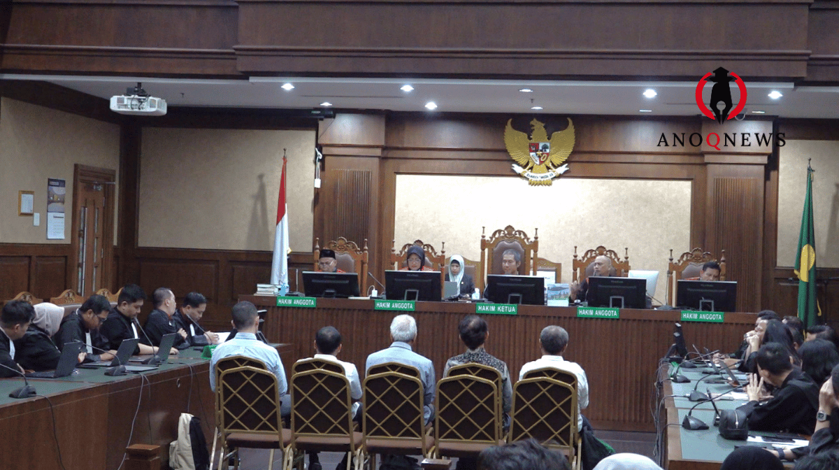 Jaksa Tuntut 12 Tahun Penjara untuk Eks Petinggi Pertamina