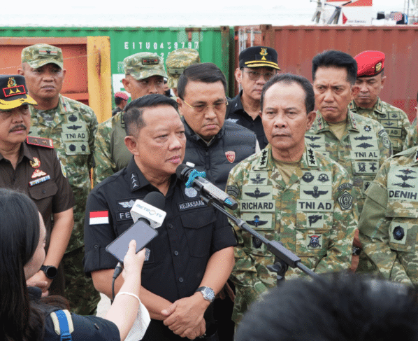 Pemeriksaan Kontainer Rare Earth Batam Satgas PKH, 15 Peti Dibuka